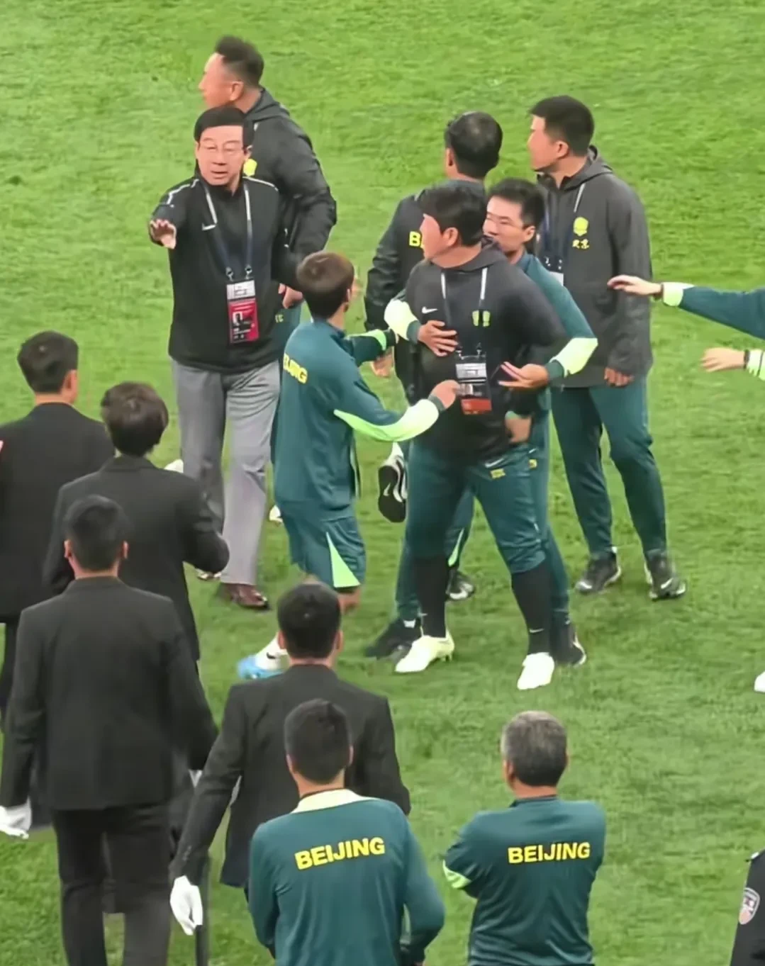 九游体育官方网站北京国安迎葡超关键赛，赛前伤情更新，话题不断，临场指挥获称赞的简单介绍