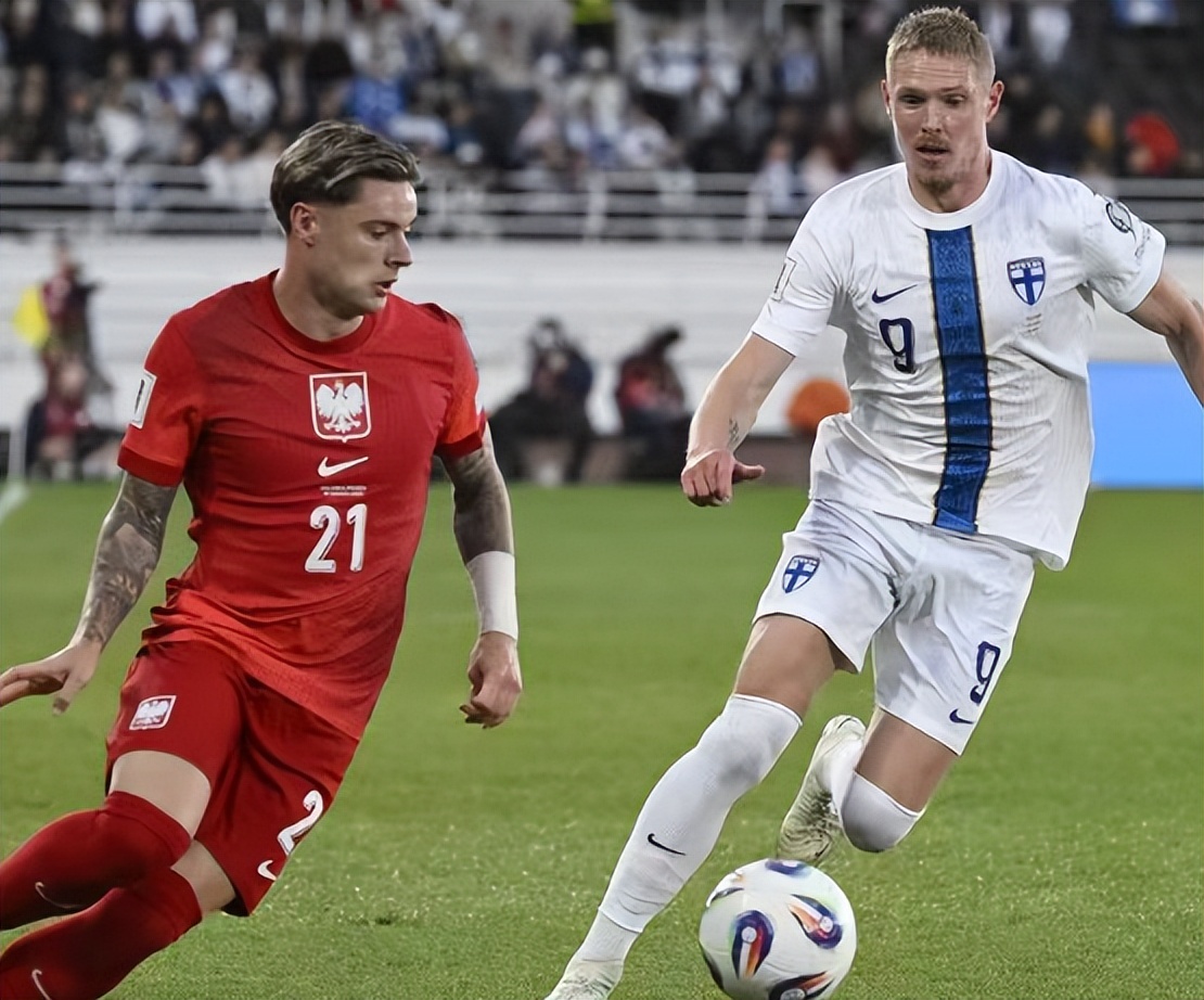 包含德甲赛程吃紧，比利亚雷亚尔转会期单刀错失，球迷炸锅，赛季目标并未改变的词条