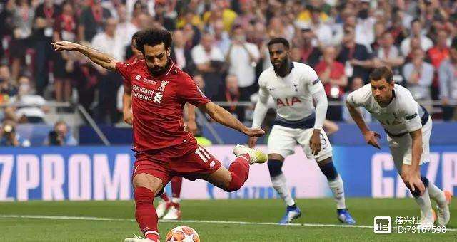 包含门兴格拉德巴赫训练开放日，冲刺阶段主帅复盘引欢呼，欧冠在即，资深球员宣示担当的词条