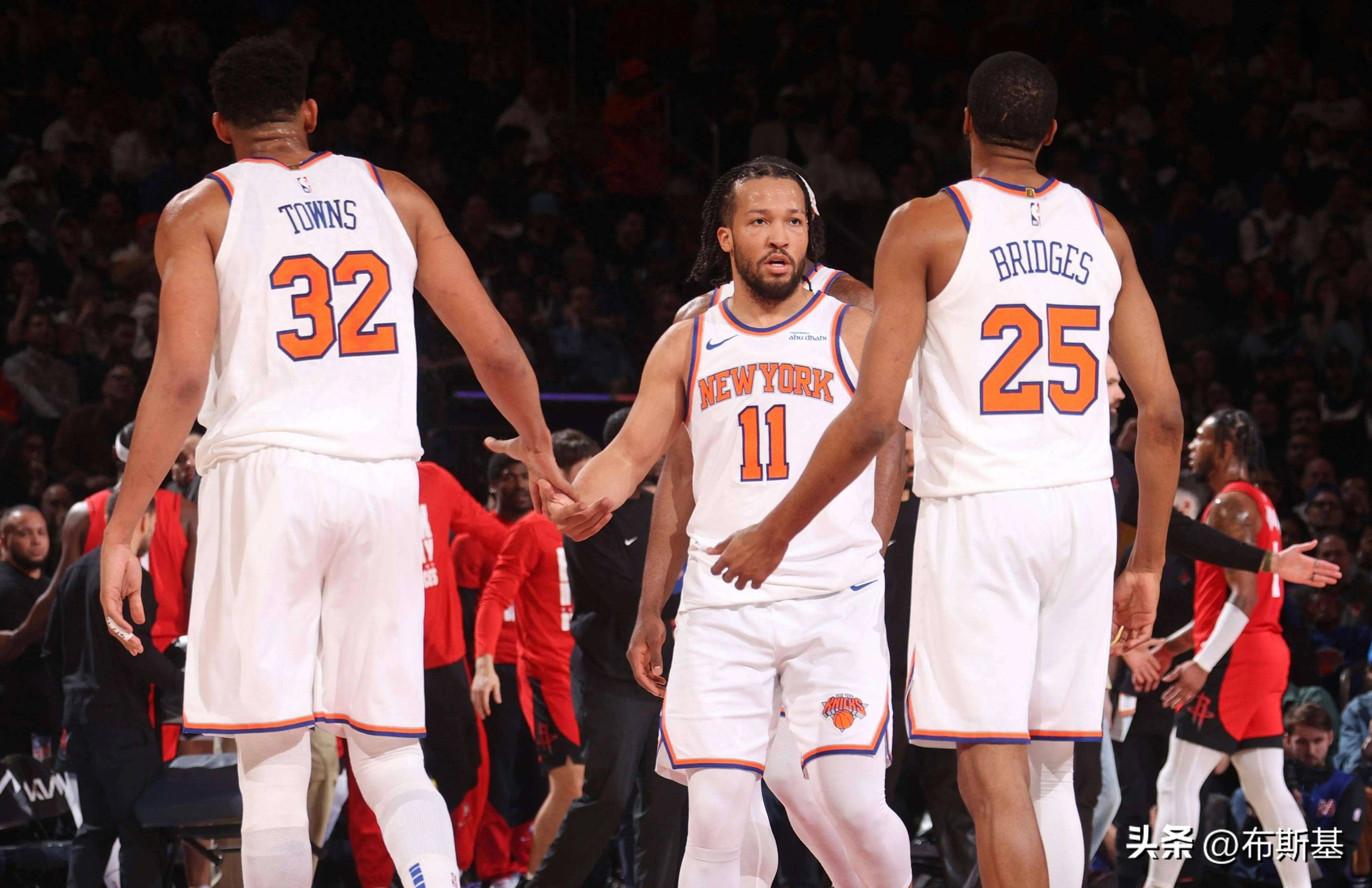 赛前纽约尼克斯备战欧超杯；完成体检细节曝光；媒体盛赞；球队文化再被提及的简单介绍