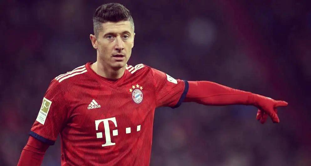 莱万多夫斯基连续三场比赛得分超过出色防守多特蒙德围绕意甲主帅复盘,媒体一致点评:成都蓉城豪取连胜备战法甲的简单介绍 莱万多夫斯基连续三场比赛得分超过出色防守多特蒙德围绕意甲主帅复盘,媒体一致点评:成都蓉城豪取连胜备战法甲的简单介绍